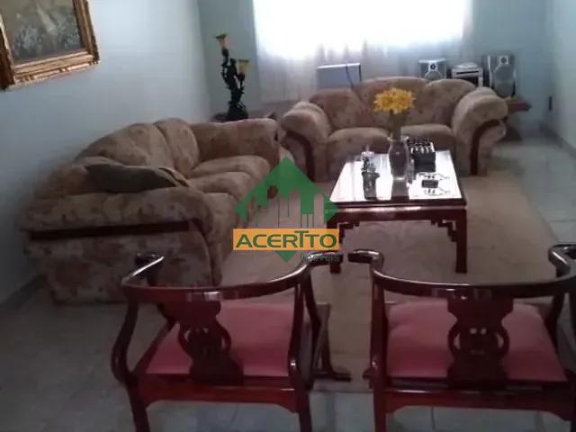 Casa com 400m² 4 quartos e 3 banheiros, à venda, no bairro Vila São Paulo em Araçatuba