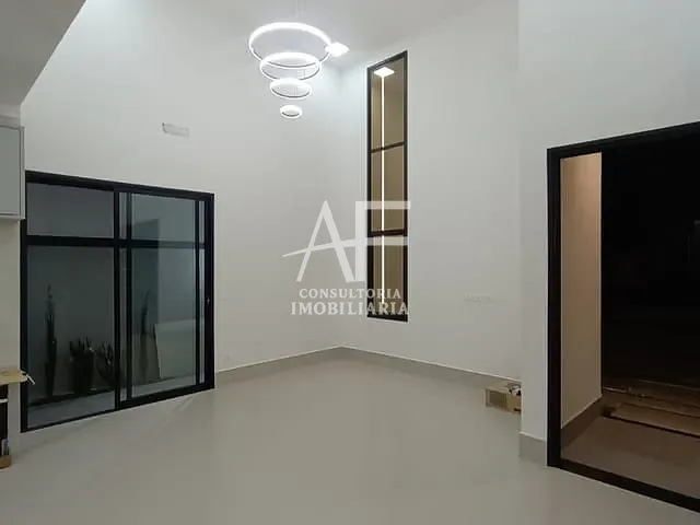 Casa com 325m² 4 quartos e 5 banheiros, à venda, no bairro Piracangaguá em Taubaté