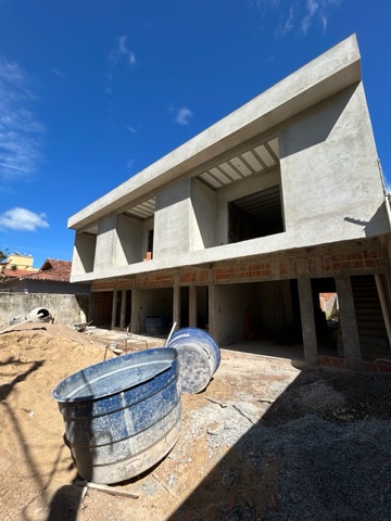 Casa com 150m² 3 quartos e 3 banheiros, à venda, no bairro Lagoa em Macaé