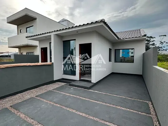 Casa 2 quartos e 2 banheiros, à venda, no bairro Nova Palhoça em Palhoça
