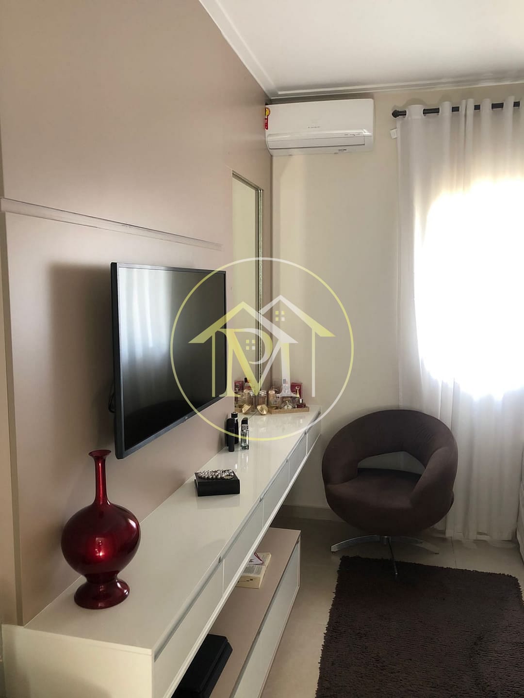 Casa à venda com 3 quartos, 95m² - Foto 2