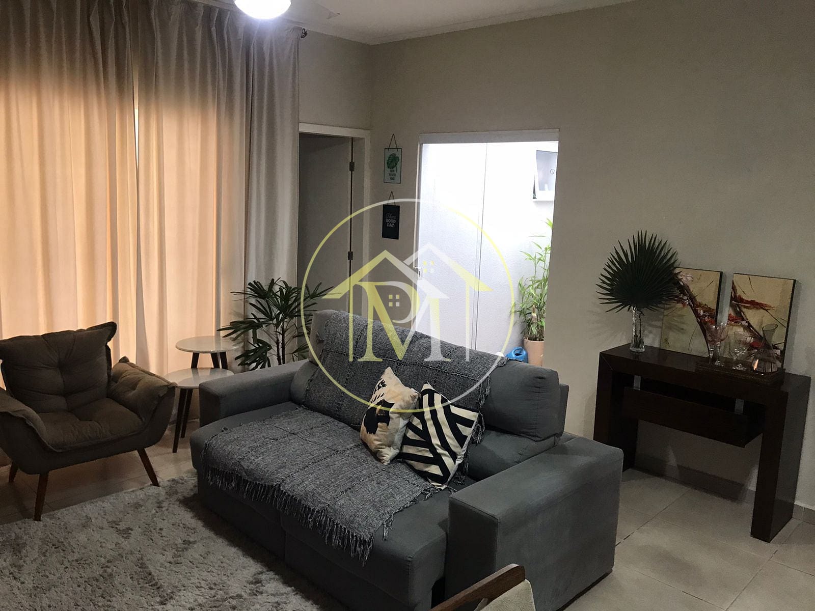 Casa à venda com 3 quartos, 95m² - Foto 3