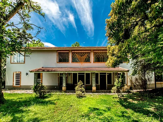 Casa 2 quartos e 2 banheiros, para alugar, no bairro Granja Viana em Cotia