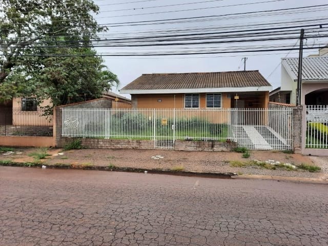 Casa com 3 dormitórios à venda, 173 m² por R$ 380.000,00 - Uvaranas - Ponta Grossa/PR