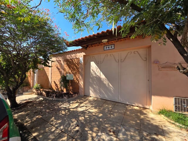Casa com 633m² 3 quartos e 4 banheiros, à venda, no bairro Terras de São José em São João da Boa Vista