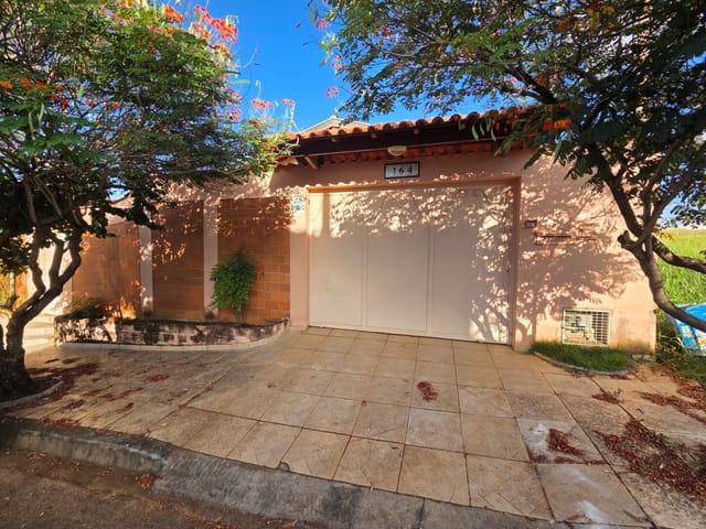 Casa com 633m² 3 quartos e 4 banheiros, à venda, no bairro Terras de São José em São João da Boa Vista