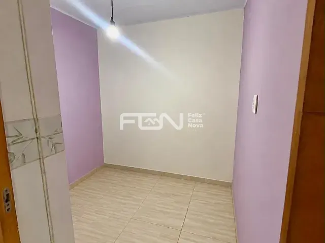 Casa 2 quartos e 2 banheiros, para alugar, no bairro Jardim Limoeiro em Camaçari