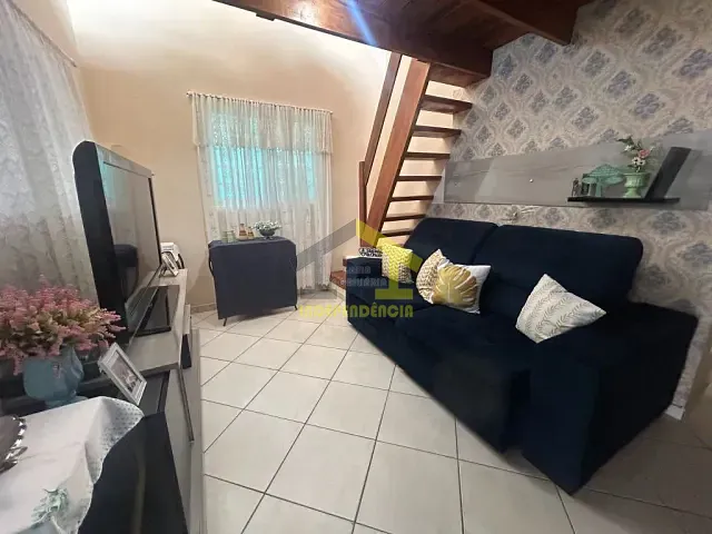 Casa com 250m² 3 quartos e 2 banheiros, à venda, no bairro Loteamento Aída Haddad Jafet em Itatiba