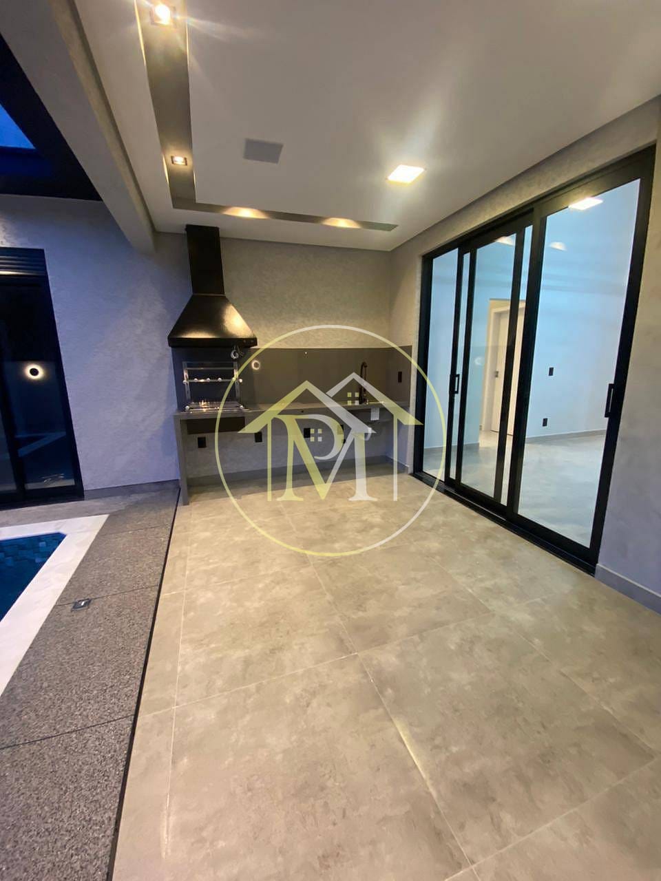 Casa à venda com 3 quartos, 184m² - Foto 7
