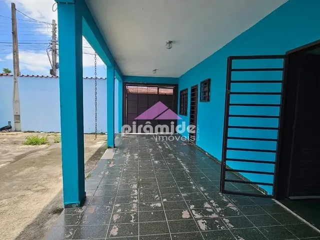 Casa com 142m² 2 quartos e 2 banheiros, à venda, no bairro Travessão em Caraguatatuba