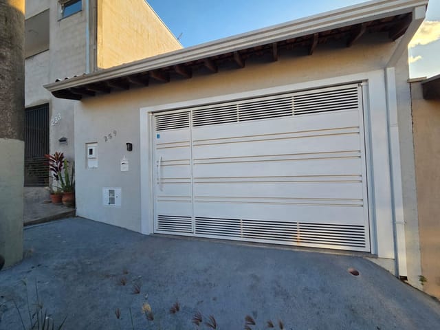Casa com 125m² 2 quartos e 1 banheiro, para alugar, no bairro Jardim Serra da Paulista em São João da Boa Vista