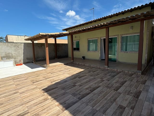 Casa 2 quartos e 1 banheiro, à venda, no bairro Engenho da Praia em Macaé