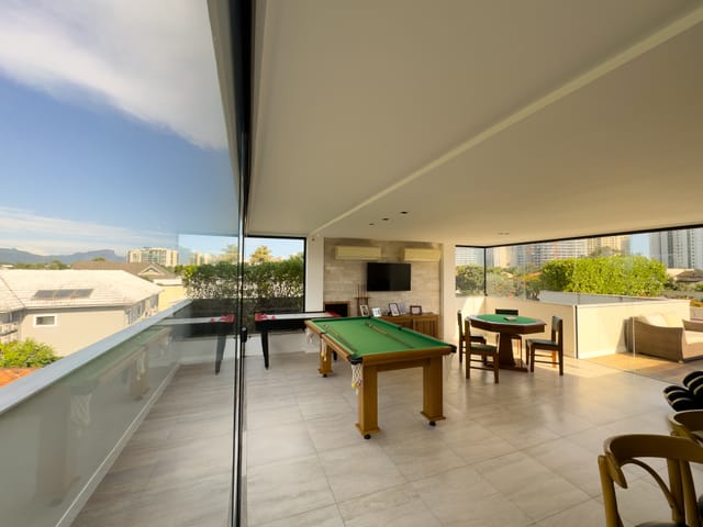 Casa com 488m² 5 quartos e 7 banheiros, à venda, no bairro Barra da Tijuca em Rio de Janeiro