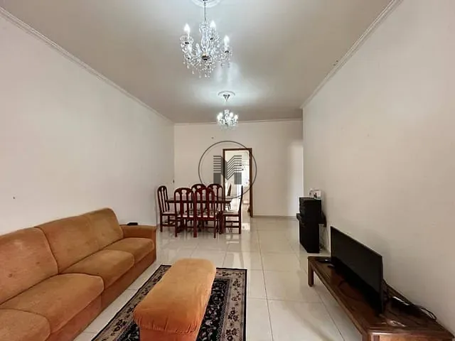 Casa com 250m² 3 quartos e 3 banheiros, à venda, no bairro Residencial Village Santana em Guaratinguetá
