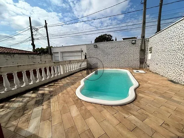 Casa com 250m² 3 quartos e 3 banheiros, à venda, no bairro Residencial Village Santana em Guaratinguetá