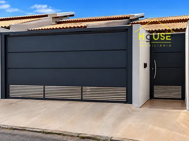 Casa com 150m² 2 quartos e 2 banheiros, à venda, no bairro Parque Universitário em Fernandópolis