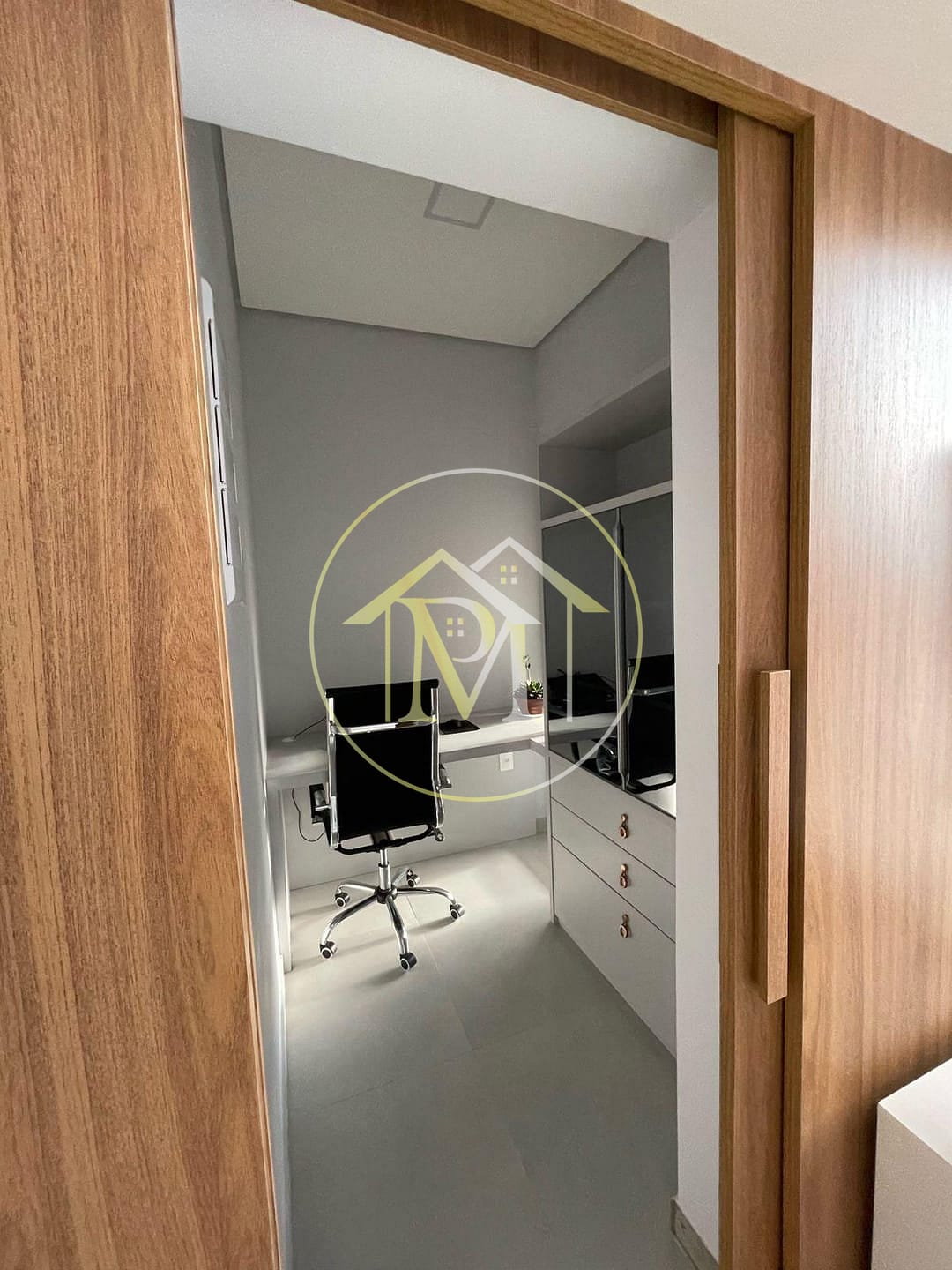 Casa à venda com 3 quartos, 180m² - Foto 11