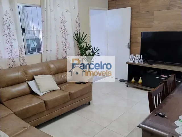 Casa 2 quartos e 1 banheiro, à venda, no bairro Jardim São Carlos (Zona Leste) em São Paulo