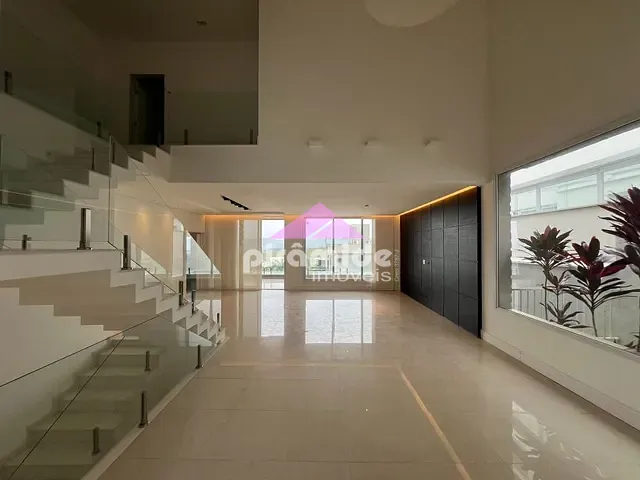 Casa com 489m² 4 quartos e 6 banheiros, à venda, no bairro Urbanova em São José dos Campos
