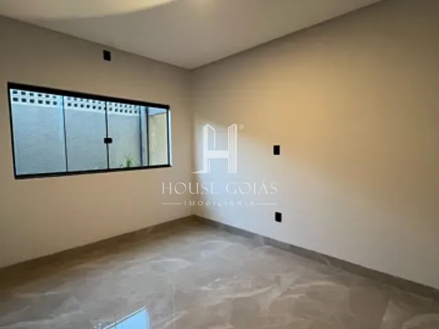 Casa com 300m² 3 quartos e 1 banheiro, à venda, no bairro Residencial Vereda dos Buritis em Goiânia