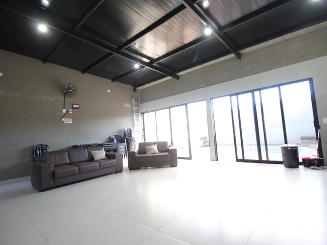 Casa com 200m² 1 quarto e 2 banheiros, à venda, no bairro Jardim Nova União em São João da Boa Vista