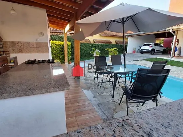 Casa com 581m², à venda, no bairro Condomínio Real Ville em Pindamonhangaba