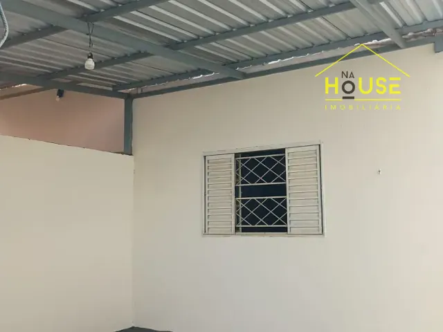 Casa 2 quartos e 2 banheiros, para alugar, no bairro Jardim Residencial Portal do Sol em Votuporanga