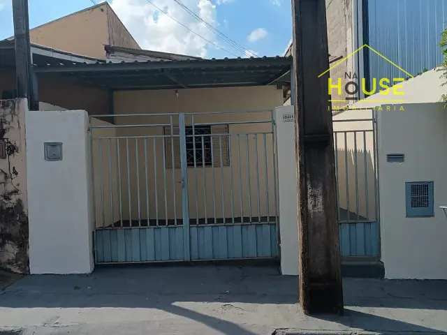 Casa 2 quartos e 2 banheiros, para alugar, no bairro Jardim Residencial Portal do Sol em Votuporanga