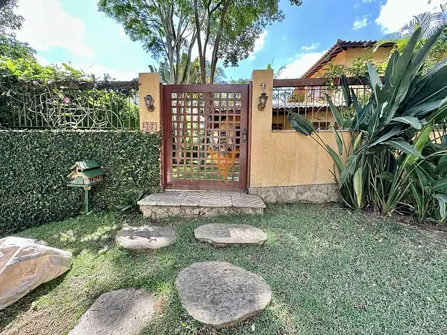 Casa 4 quartos e 5 banheiros, à venda, no bairro Vila de São Fernando em Cotia