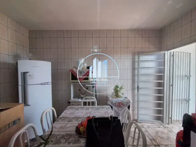 Casa com 160m² 2 quartos e 1 banheiro, à venda, no bairro Cidade Jardim em Pouso Alegre