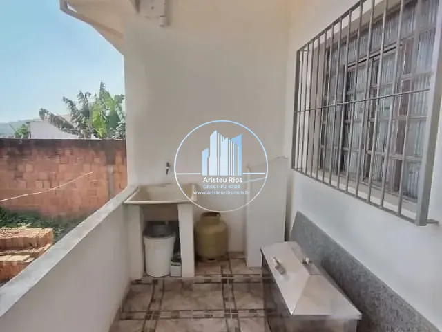 Casa com 160m² 2 quartos e 1 banheiro, à venda, no bairro Cidade Jardim em Pouso Alegre