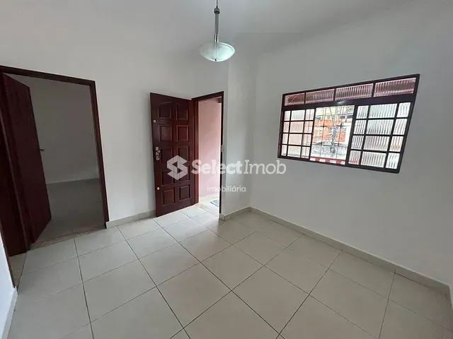 Casa com 199m² 5 quartos e 3 banheiros, à venda, no bairro Jardim Ipê em Mauá