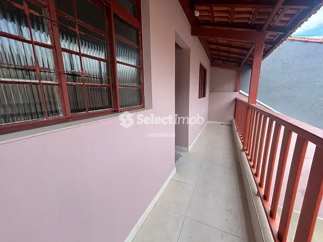 Casa com 199m² 5 quartos e 3 banheiros, à venda, no bairro Jardim Ipê em Mauá