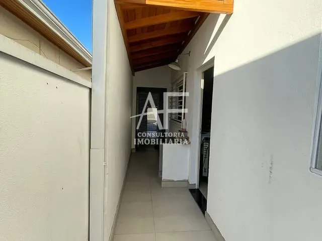 Casa com 150m² 3 quartos e 2 banheiros, para alugar, no bairro Jardim Gurilândia em Taubaté