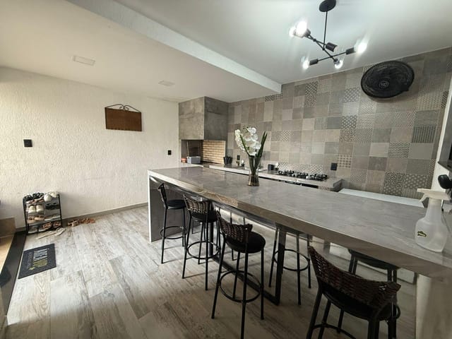 Casa 3 quartos e 3 banheiros, à venda, no bairro Aroeira em Macaé