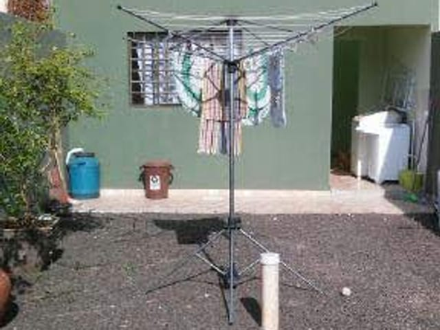Casa 3 quartos e 2 banheiros, à venda, no bairro Jardim Continental em Londrina