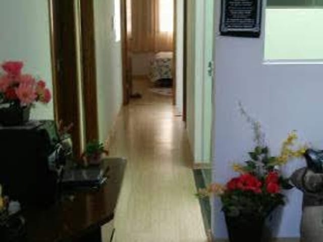 Casa 3 quartos e 2 banheiros, à venda, no bairro Jardim Continental em Londrina
