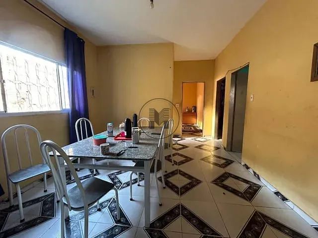 Casa 2 quartos e 3 banheiros, à venda, no bairro Jardim Vista Alegre em Guaratinguetá