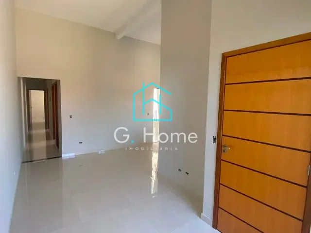 Casa com 150m² 3 quartos e 2 banheiros, à venda, no bairro Colúmbia em Londrina