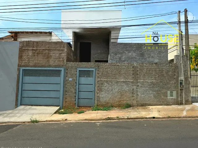 Casa com 230m² 3 quartos e 3 banheiros, à venda, no bairro Jardim Redentor em Fernandópolis