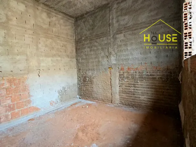 Casa com 230m² 3 quartos e 3 banheiros, à venda, no bairro Jardim Redentor em Fernandópolis