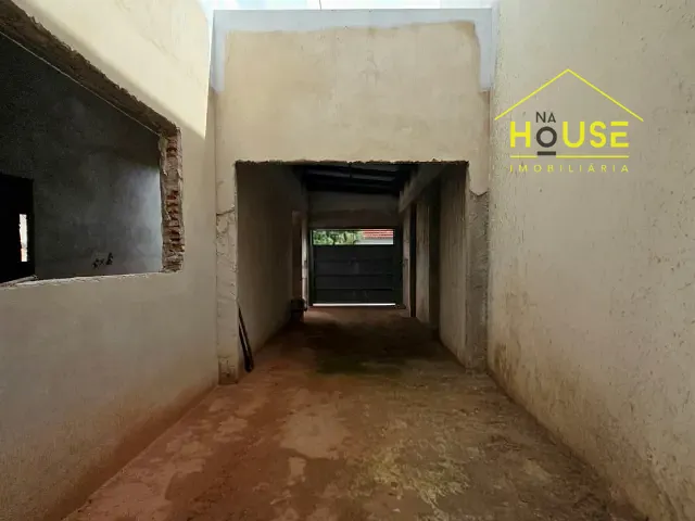 Casa com 230m² 3 quartos e 3 banheiros, à venda, no bairro Jardim Redentor em Fernandópolis