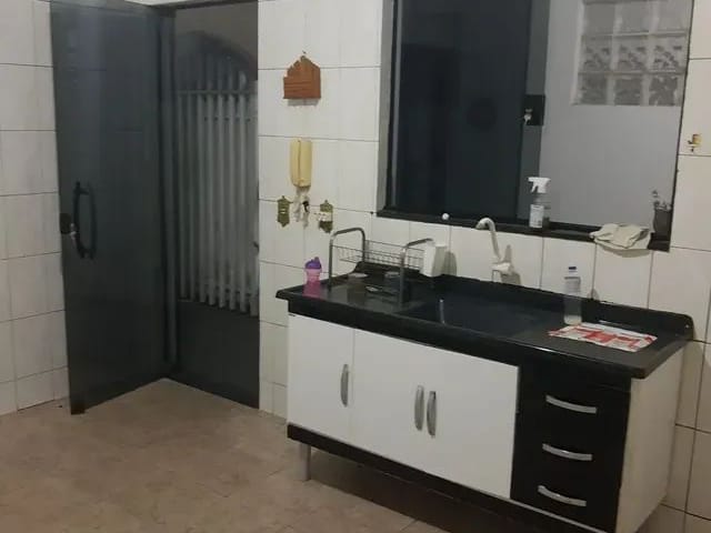 Casa com 125m² 2 quartos e 2 banheiros, à venda, no bairro Parque Piratininga em Taubaté