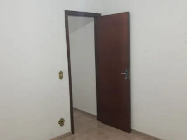 Casa com 125m² 2 quartos e 2 banheiros, à venda, no bairro Parque Piratininga em Taubaté