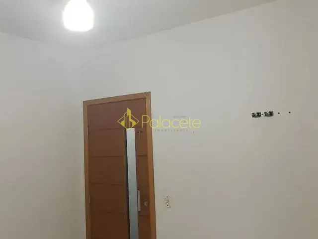 Casa com 125m² 2 quartos e 2 banheiros, à venda, no bairro Parque Piratininga em Taubaté