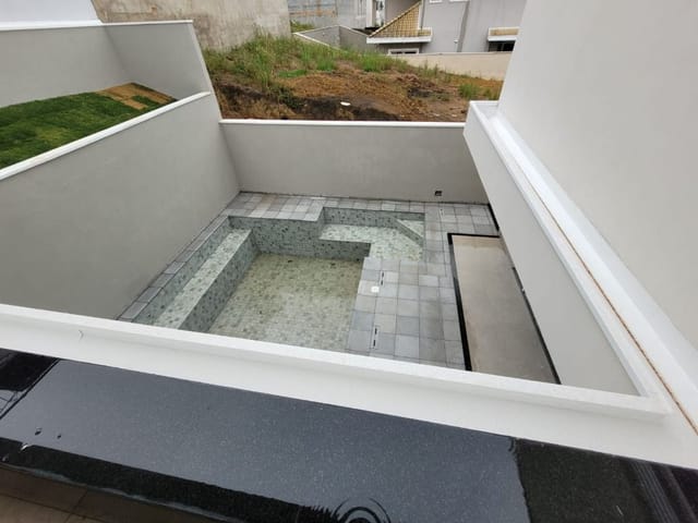 Foto do Casa - Casa com 3 dormitórios à venda, 370 m² por R$ 3.080.000,00 - Condomínio Residencial Jaguary - São José dos Campos/SP | RUSSI IMÓVEIS