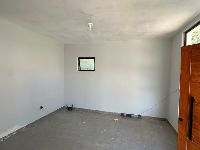 Casa 3 quartos e 2 banheiros, à venda, no bairro Lagoa em Macaé