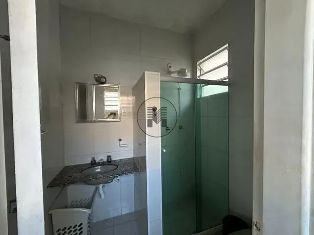 Casa com 300m² 3 quartos e 2 banheiros, à venda, no bairro Vila Paraíba em Guaratinguetá