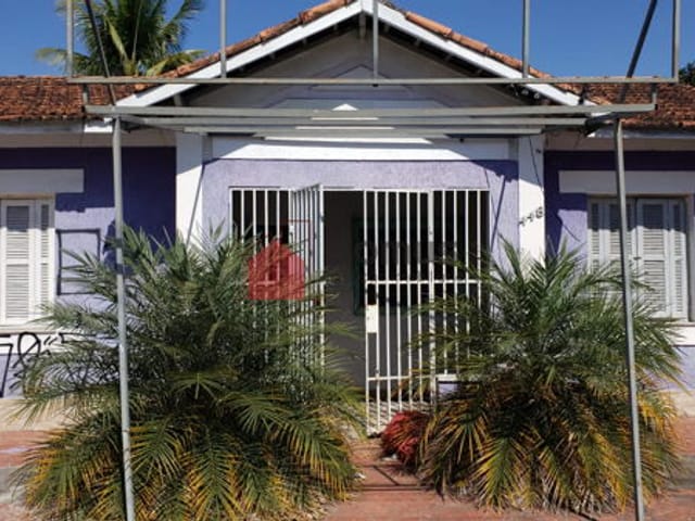 Casa com 354m², à venda, no bairro Santana em Pindamonhangaba