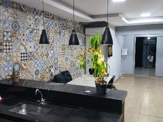 Casa 2 quartos e 2 banheiros, à venda, no bairro Jardim Cristo Redentor em Ribeirão Preto